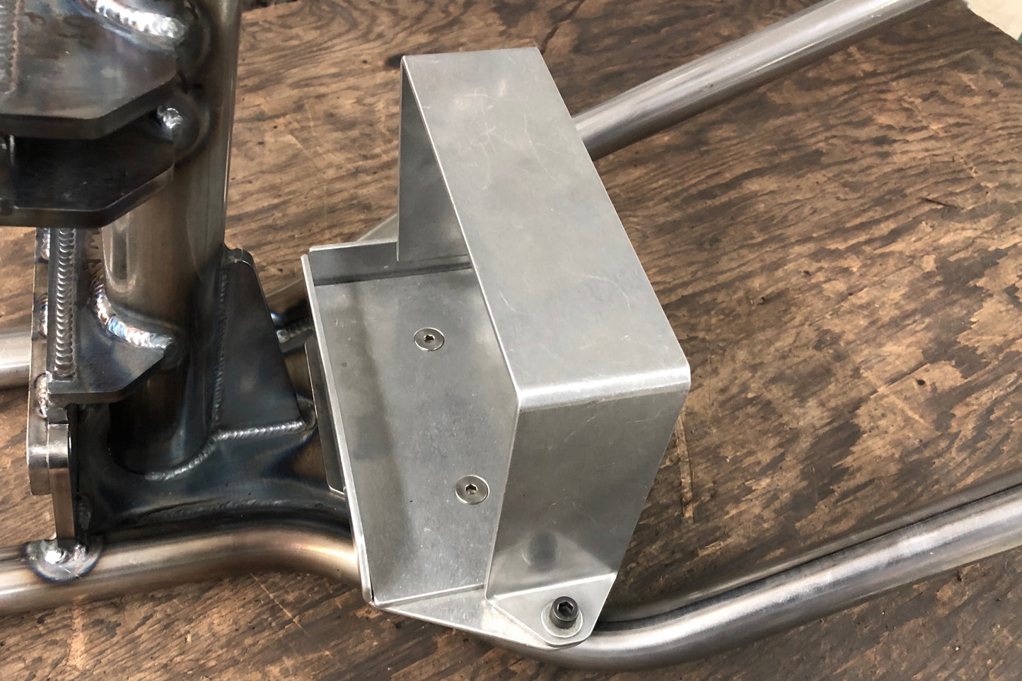 Universal Battery Box