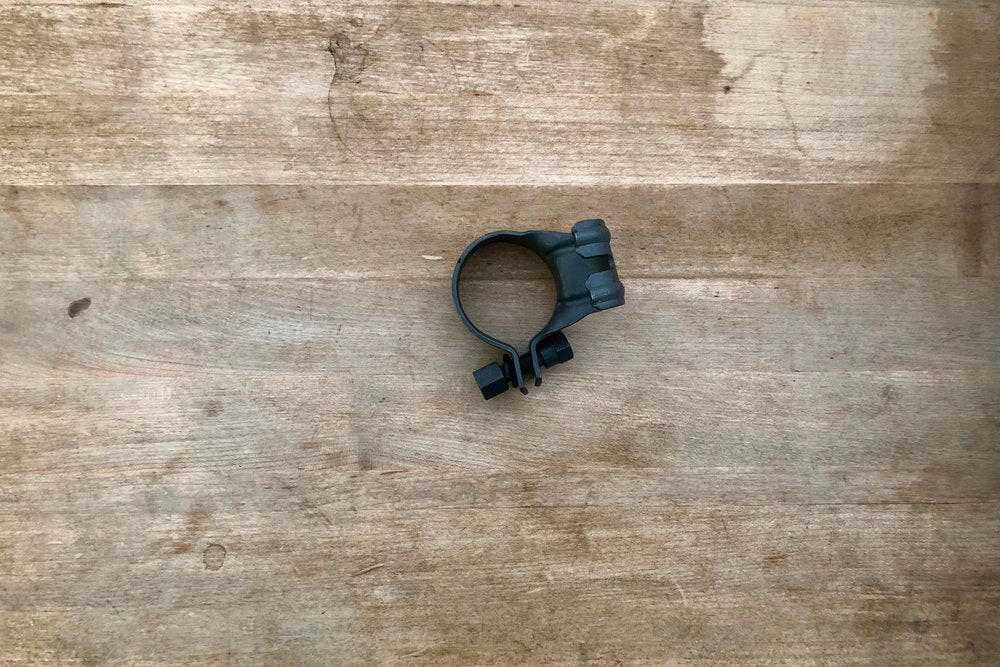 VL Center muffler clamp
