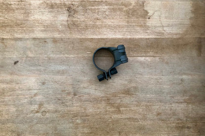 VL Center muffler clamp