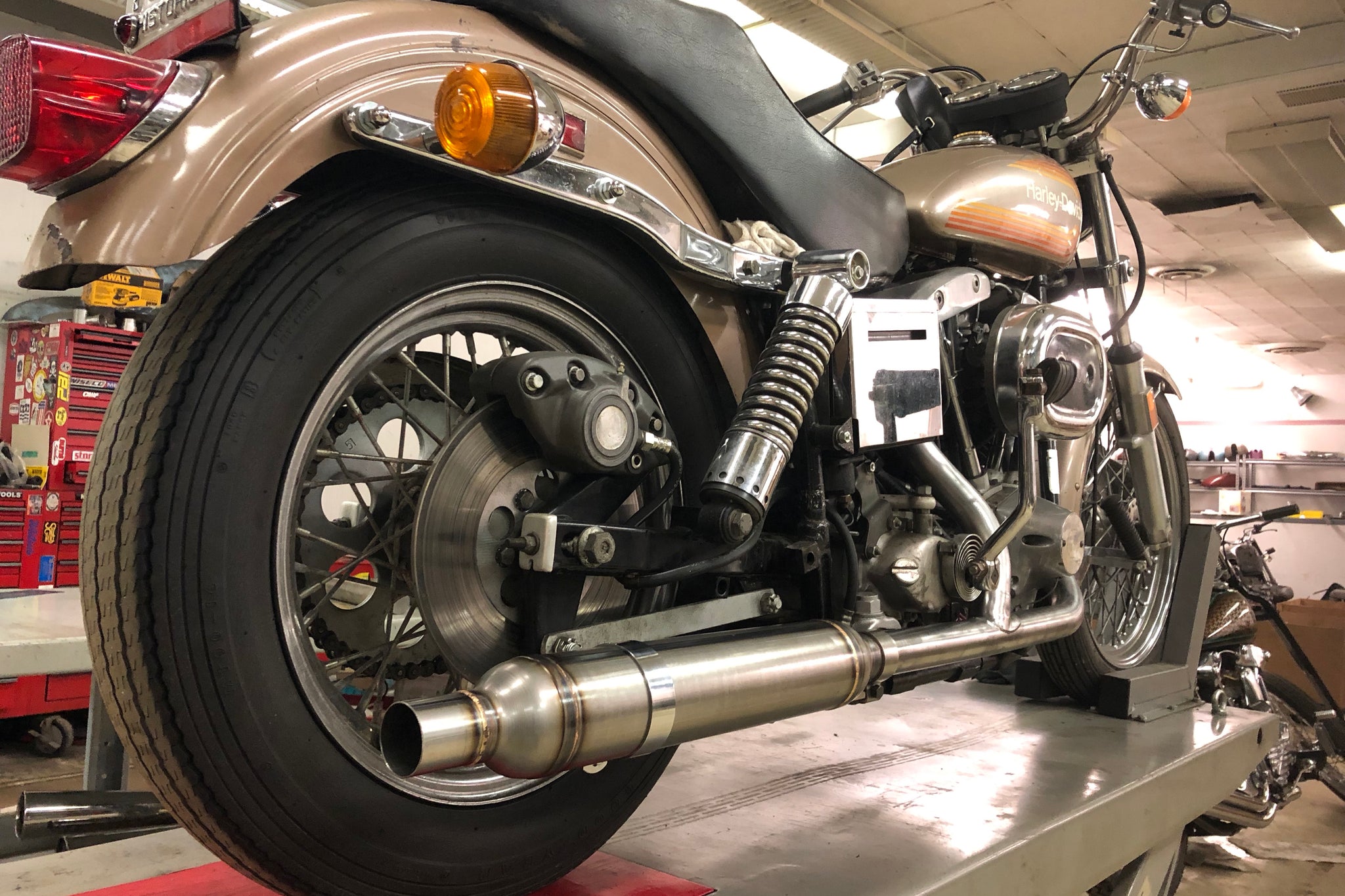 1970-1984 Big Twin 2 into 1 Exhaust – The Gasbox