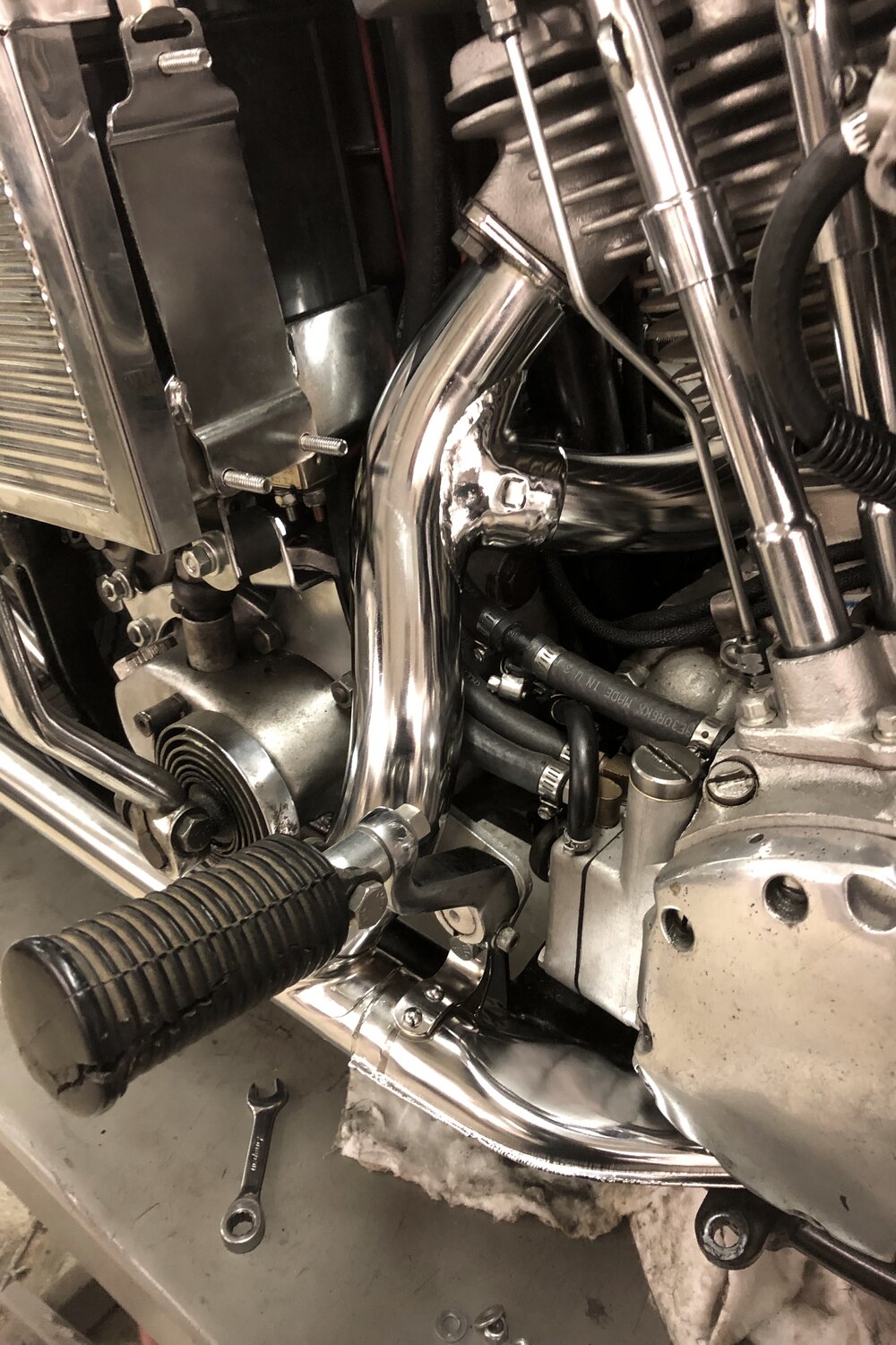 65496-66 Rear Pipe with "T"